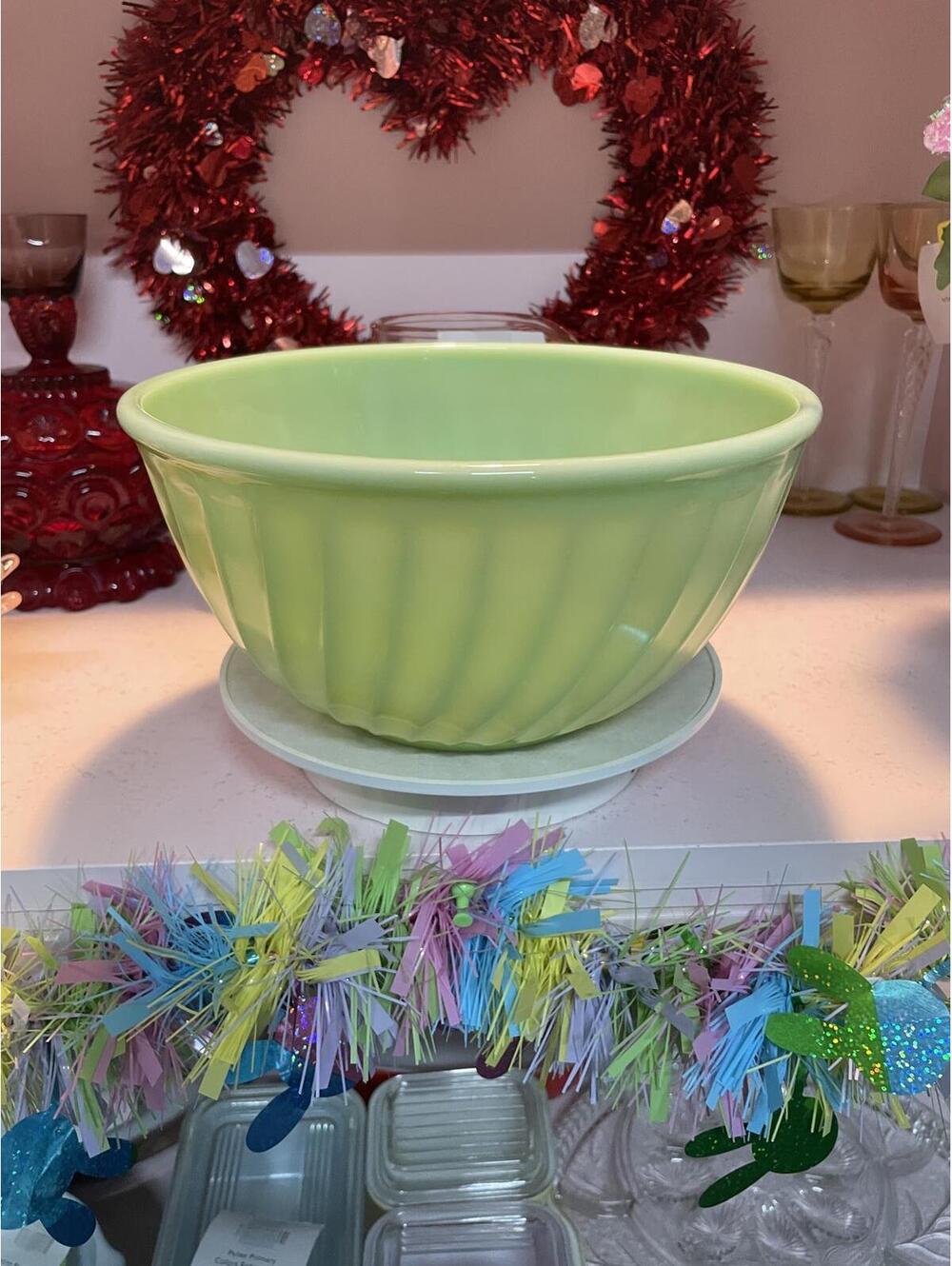 Fire‑King Vintage Jadeite Swirl Mixing Bowl 9 Inch Anchor Hocking